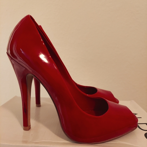 Aldo Red Peep Toe Heels Size 37 EU (6.5 US) - Picture 2 of 7
